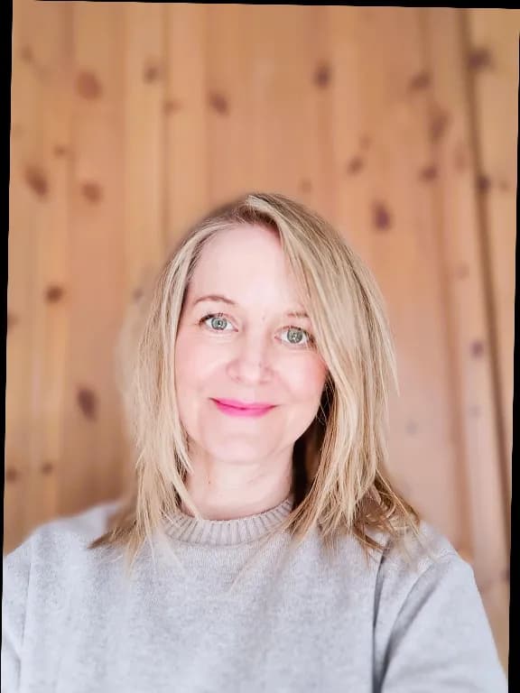 Fontana-Hetényi Ágnes profilképe